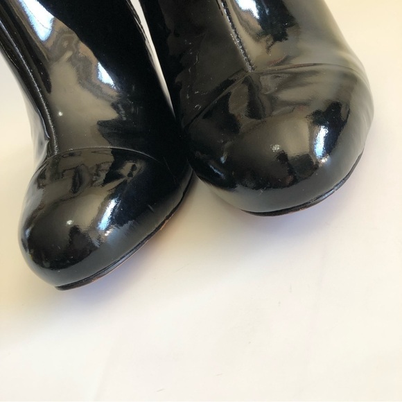 BCBGMAXAZRIA Patent Leather Shootie - Picture 7 of 16